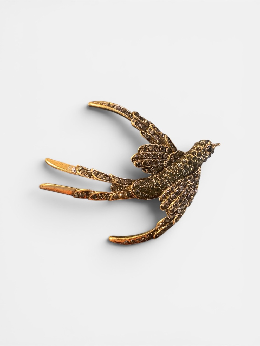 Vintage-Inspired Gold Bird Brooch with Rhinestones